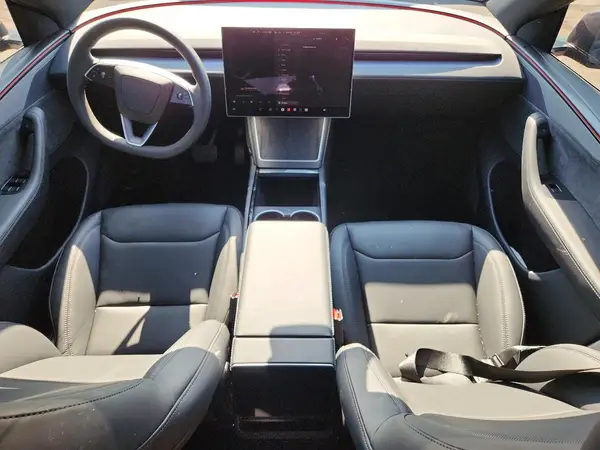 7SAYGDED0TF616579 2026 TESLA MODEL Y - Image 8