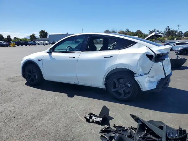 7SAYGDED0TF647783 2026 TESLA MODEL Y - Image 2
