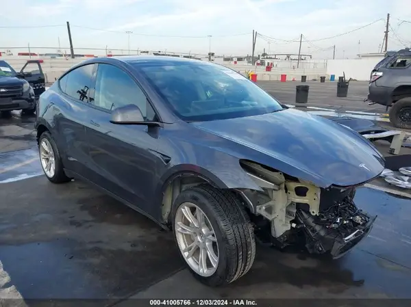 7SAYGDED1PF940906 2023 TESLA MODEL Y - Image 1