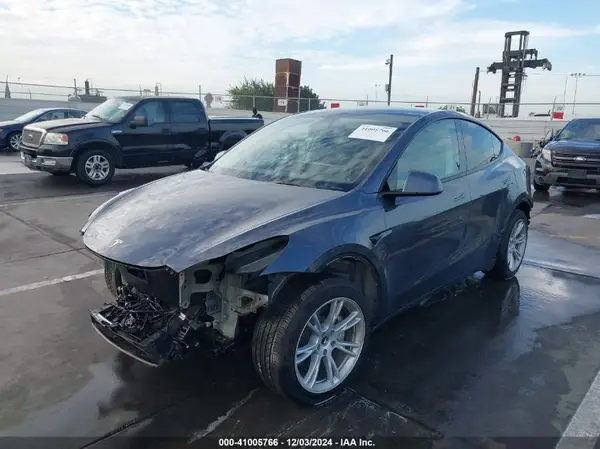 7SAYGDED1PF940906 2023 TESLA MODEL Y - Image 2