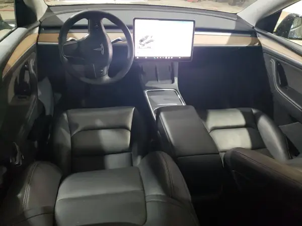 7SAYGDED1RA307161 2024 TESLA MODEL Y - Image 8