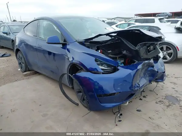 7SAYGDED1RA308245 2024 TESLA MODEL Y - Image 1