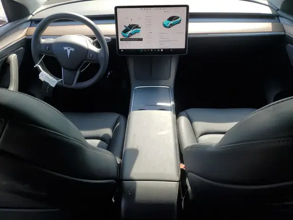 7SAYGDED1RF002570 2024 TESLA MODEL Y - Image 8