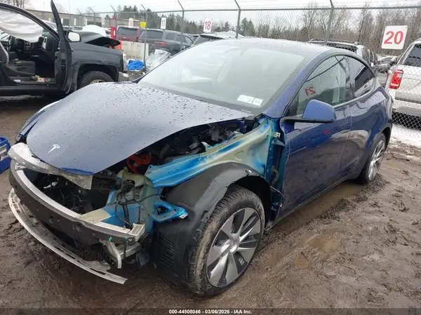 7SAYGDED1RF009163 2024 TESLA MODEL Y - Image 2