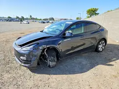 7SAYGDED1RF044060 2024 TESLA MODEL Y
