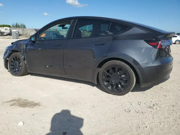 7SAYGDED1RF047167 2024 TESLA MODEL Y - Image 2
