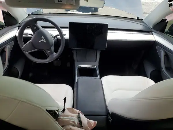 7SAYGDED1RF047198 2024 TESLA MODEL Y - Image 8
