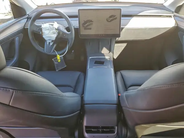 7SAYGDED1RF055396 2024 TESLA MODEL Y - Image 8