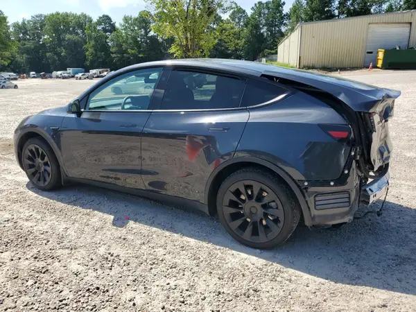 7SAYGDED1RF055527 2024 TESLA MODEL Y - Image 2