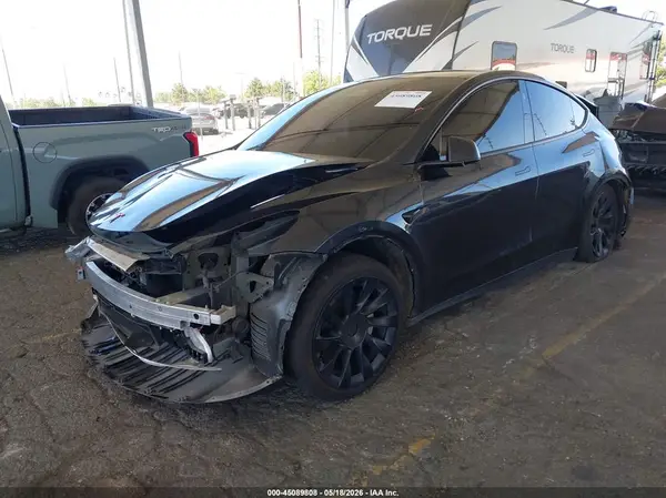 7SAYGDED1RF055737 2024 TESLA MODEL Y - Image 2