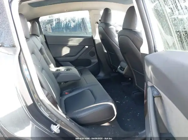 7SAYGDED1RF056306 2024 TESLA MODEL Y - Image 8