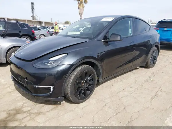 7SAYGDED1RF090164 2024 TESLA MODEL Y - Image 2