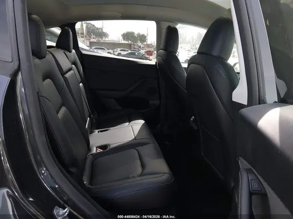 7SAYGDED1RF090164 2024 TESLA MODEL Y - Image 8