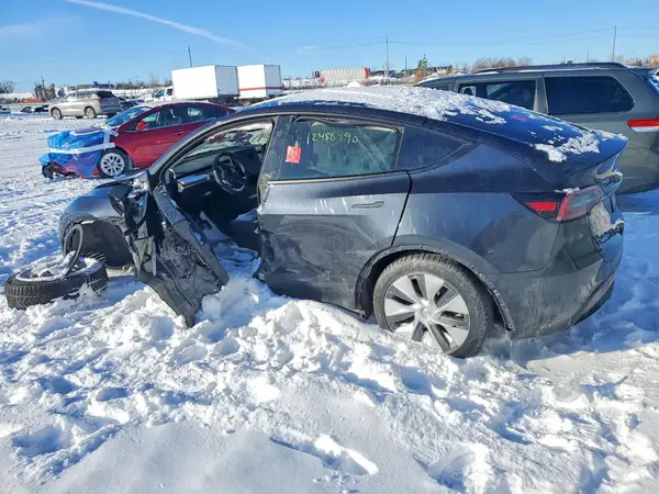 7SAYGDED1RF091279 2024 TESLA MODEL Y - Image 2