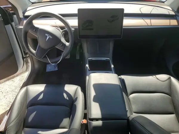 7SAYGDED1RF093999 2024 TESLA MODEL Y - Image 8
