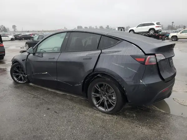 7SAYGDED1RF098054 2024 TESLA MODEL Y - Image 2