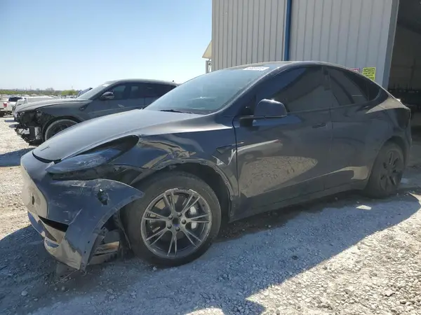 7SAYGDED1RF101356 2024 TESLA MODEL Y - Image 1