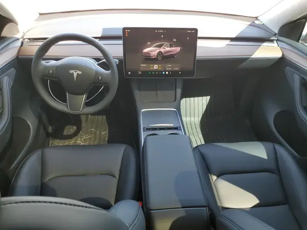 7SAYGDED1RF101356 2024 TESLA MODEL Y - Image 8
