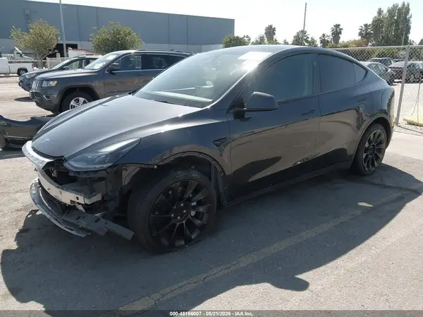 7SAYGDED1RF102247 2024 TESLA MODEL Y - Image 2