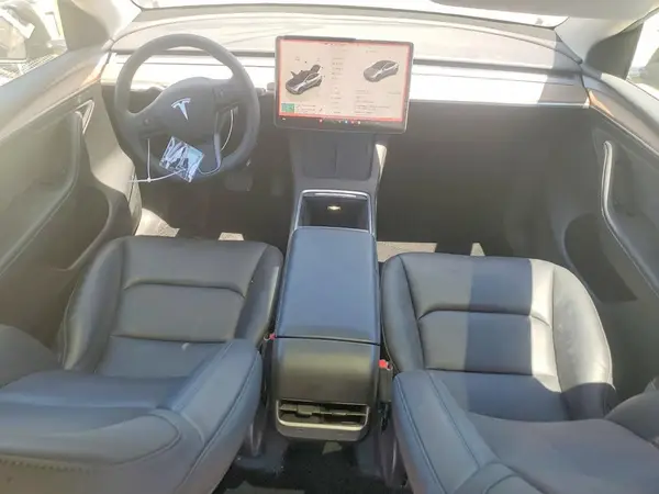 7SAYGDED1RF103835 2024 TESLA MODEL Y - Image 8