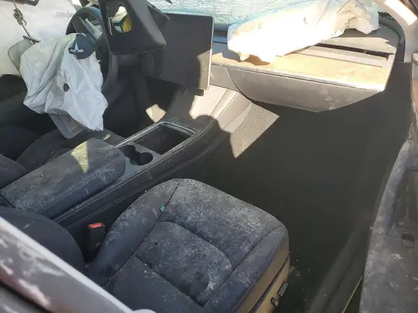 7SAYGDED1RF105309 2024 TESLA MODEL Y - Image 8