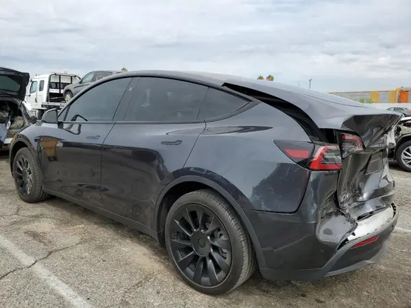 7SAYGDED1RF112535 2024 TESLA MODEL Y - Image 2