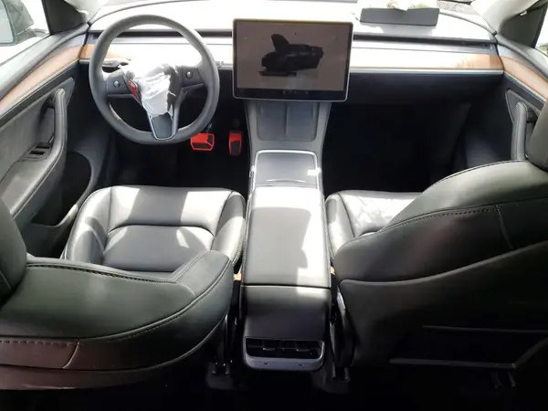7SAYGDED1RF117797 2024 TESLA MODEL Y - Image 8