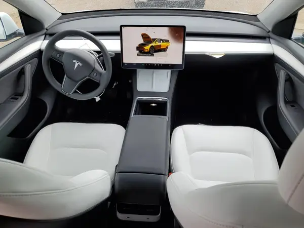 7SAYGDED1RF132168 2024 TESLA MODEL Y - Image 8
