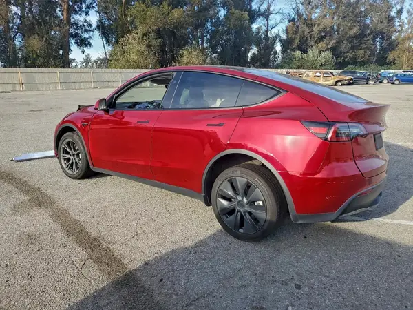 7SAYGDED1RF164960 2024 TESLA MODEL Y - Image 2