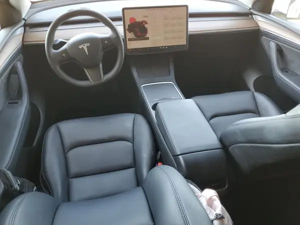 7SAYGDED1RF165686 2024 TESLA MODEL Y - Image 8