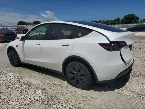 7SAYGDED1RF169415 2024 TESLA MODEL Y - Image 2