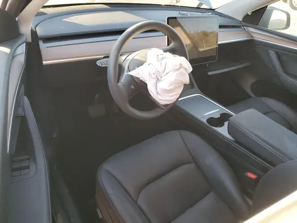 7SAYGDED1RF179118 2024 TESLA MODEL Y - Image 8