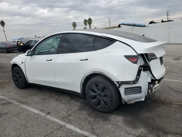 7SAYGDED1RF194539 2024 TESLA MODEL Y - Image 2