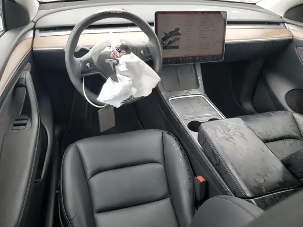7SAYGDED1RF194539 2024 TESLA MODEL Y - Image 8