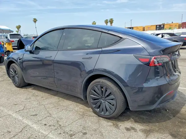7SAYGDED1RF195030 2024 TESLA MODEL Y - Image 2