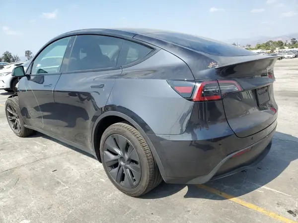 7SAYGDED1RF195268 2024 TESLA MODEL Y - Image 2