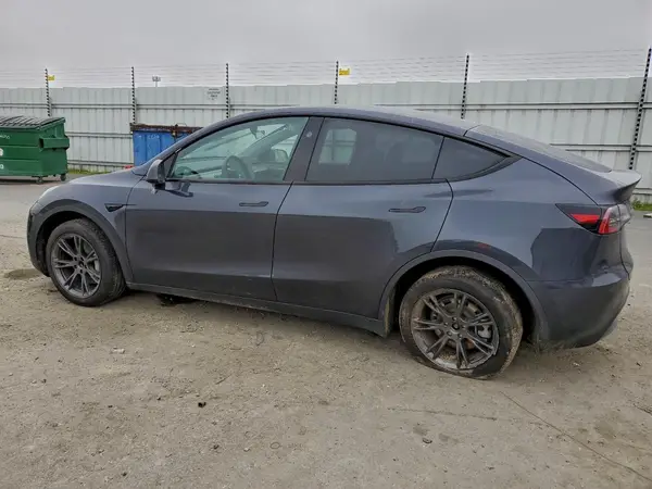 7SAYGDED1RF195304 2024 TESLA MODEL Y - Image 2