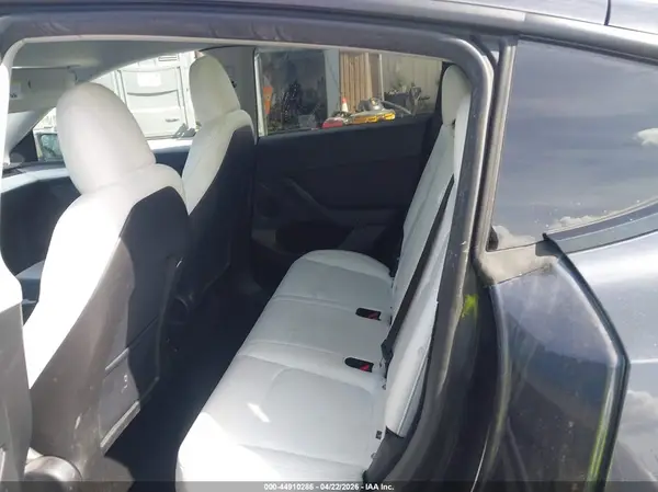 7SAYGDED1RF199482 2024 TESLA MODEL Y - Image 8