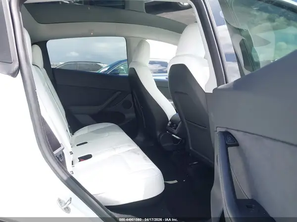 7SAYGDED1RF202512 2024 TESLA MODEL Y - Image 8