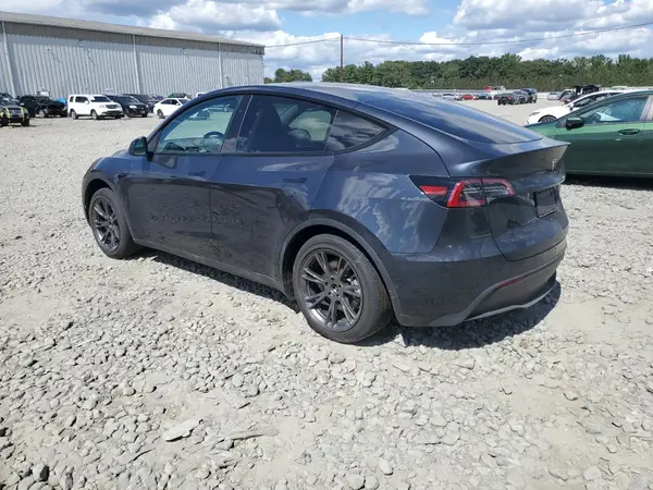 7SAYGDED1RF212148 2024 TESLA MODEL Y - Image 2