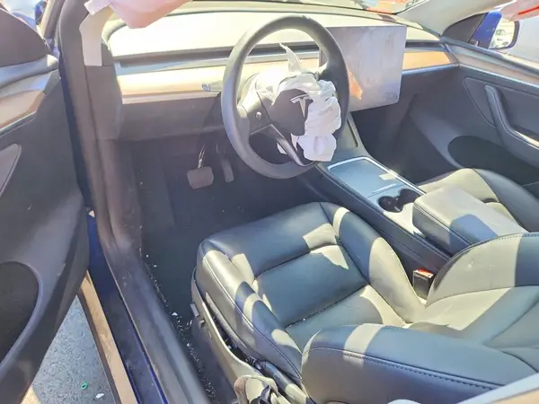 7SAYGDED1RF212151 2024 TESLA MODEL Y - Image 8