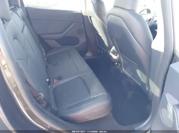 7SAYGDED1SA365339 2025 TESLA MODEL Y - Image 8