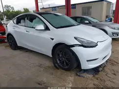 7SAYGDED1SA366071 2025 TESLA MODEL Y
