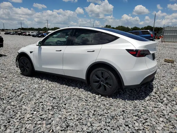 7SAYGDED1SA368418 2025 TESLA MODEL Y - Image 2