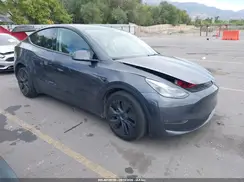 7SAYGDED1SA377037 2025 TESLA MODEL Y