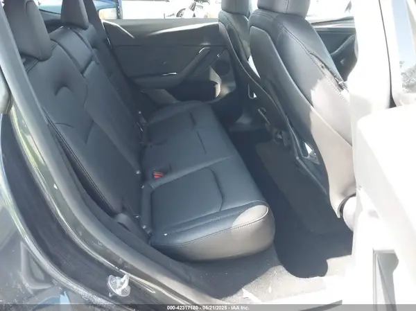 7SAYGDED1SF220689 2025 TESLA MODEL Y - Image 8