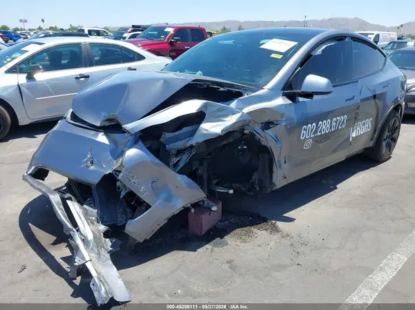 7SAYGDED1SF222040 2025 TESLA MODEL Y - Image 2