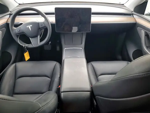 7SAYGDED1SF255166 2025 TESLA MODEL Y - Image 8