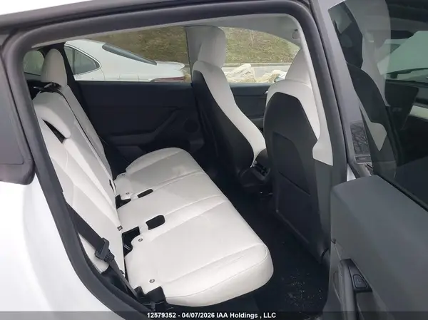 7SAYGDED1SF261596 2025 TESLA MODEL Y - Image 8
