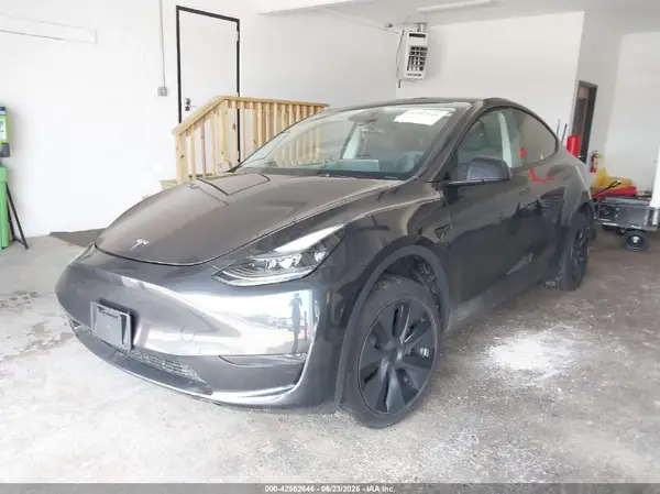 7SAYGDED1SF271657 2025 TESLA MODEL Y - Image 2